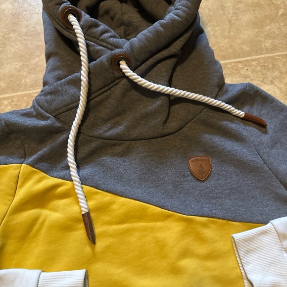 Wanakome Xander cowl neck color block hoodie - Picture 6 of 12